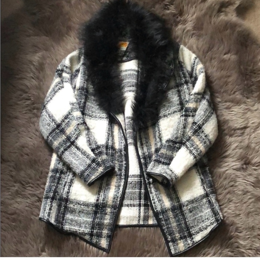 C&C California Monochrome Plaid Teddy Jacket